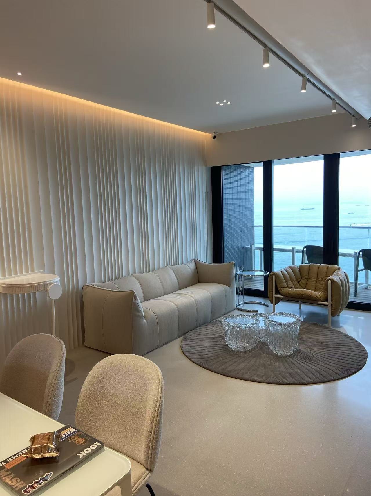 Sea-view residence renovation — living room